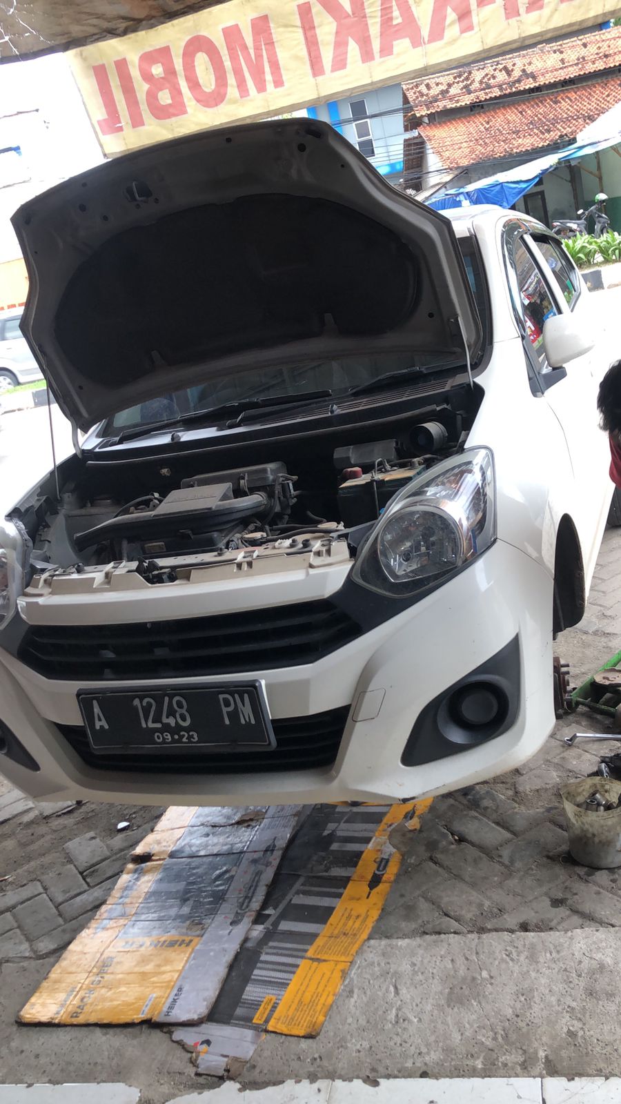 Service kaki kaki mobil