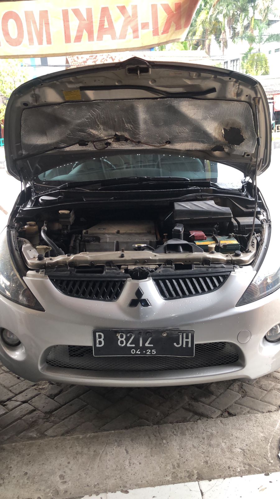 Mekanik berpengalaman